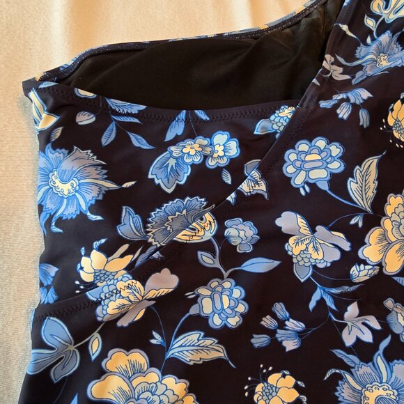 J. CREW RE-Imagined Rouched One Shoulder One Piece Swimsuit Blue Black Size 12. - Picture 3 of 15